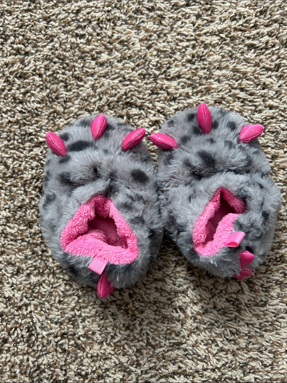 wonder nation Gray Faux Fur Kids Slippers with Pink Accents